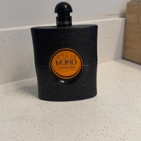 Yves Saint Laurent Black Opium - Picture 2 of 4